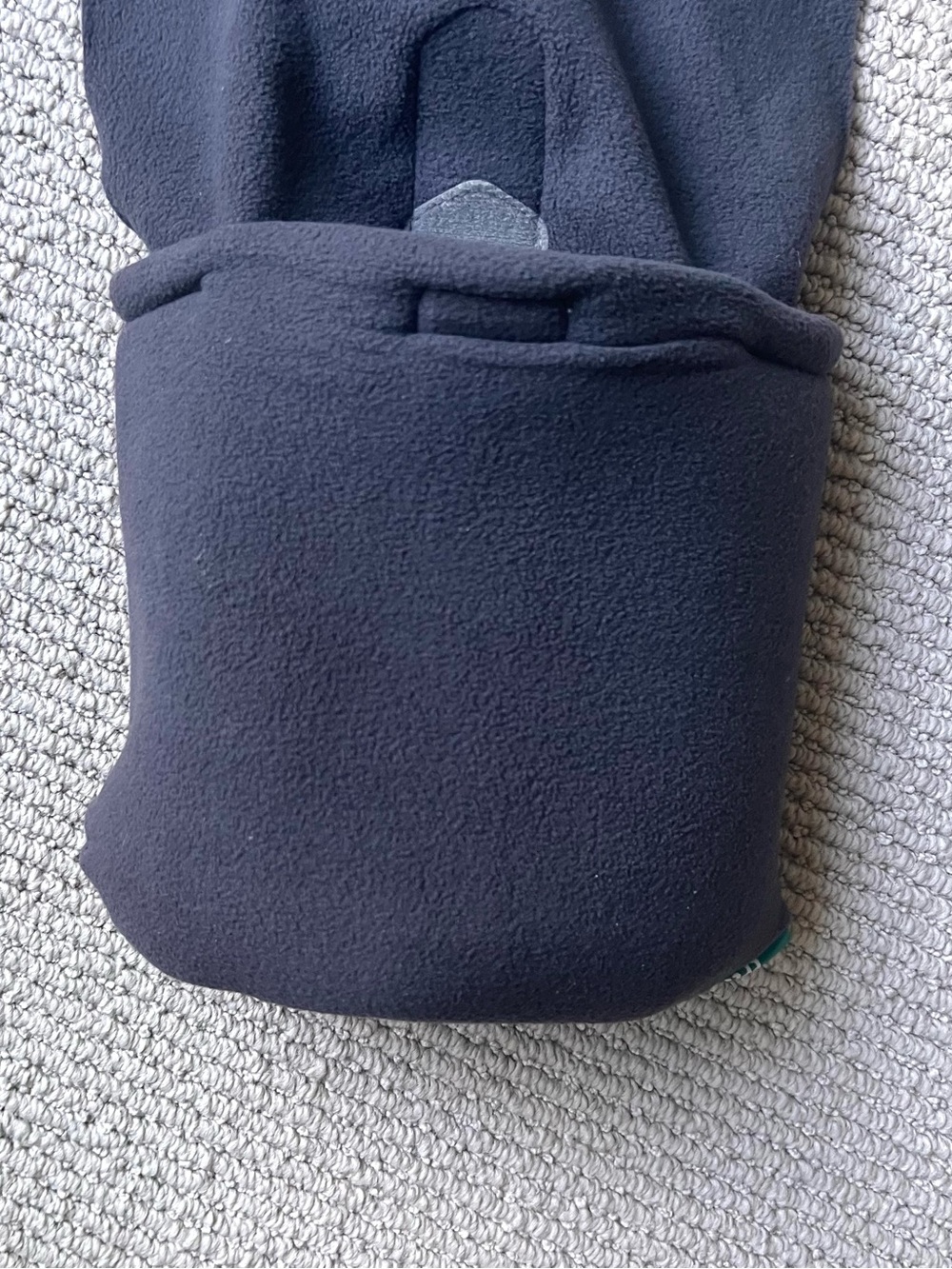 Trtl Travel Pillow Grey Neck Support Soft Lightweight Ergonomic Travel Ready - Picture 4 of 7